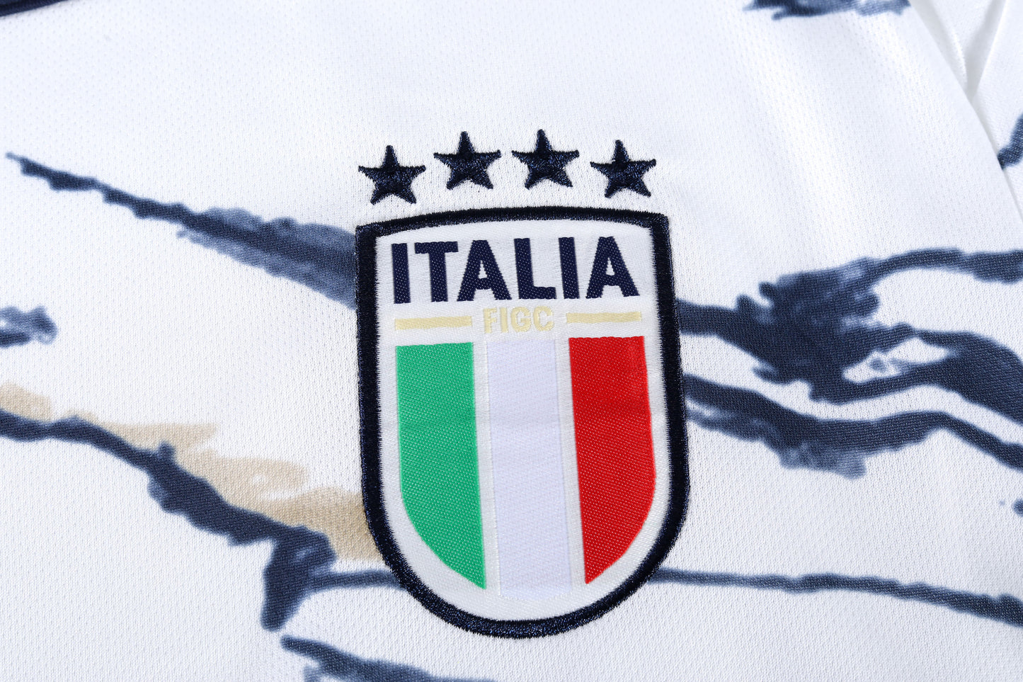 Child/Adult Italy Away Shirt