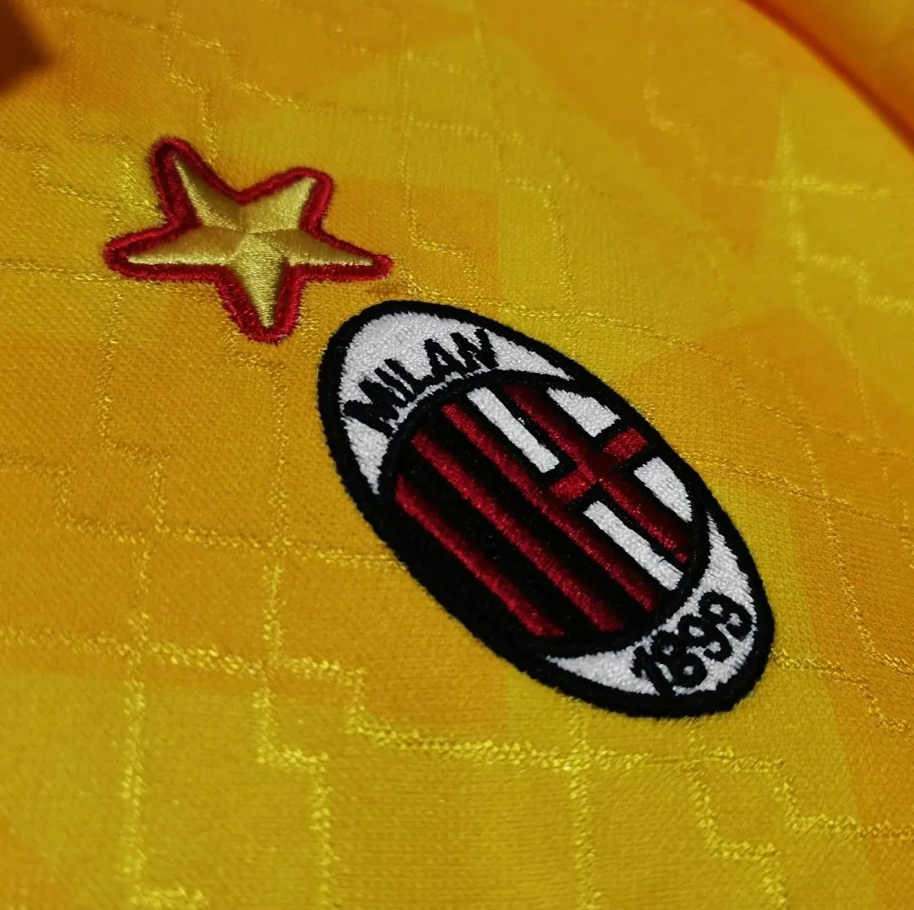 AC Milan 1995/96 Away Retro Player Jersey - Classic Edition