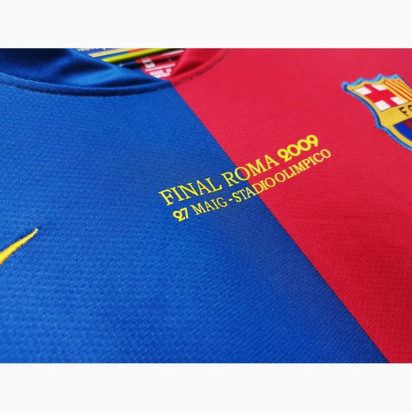 Barcelona Home Shirt 2008/09 - Retro Player Edition