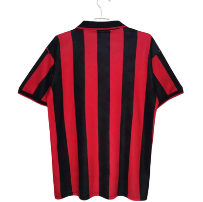 AC Milan Hemmatröja från 1995-1996 Säsongen – Retro Version