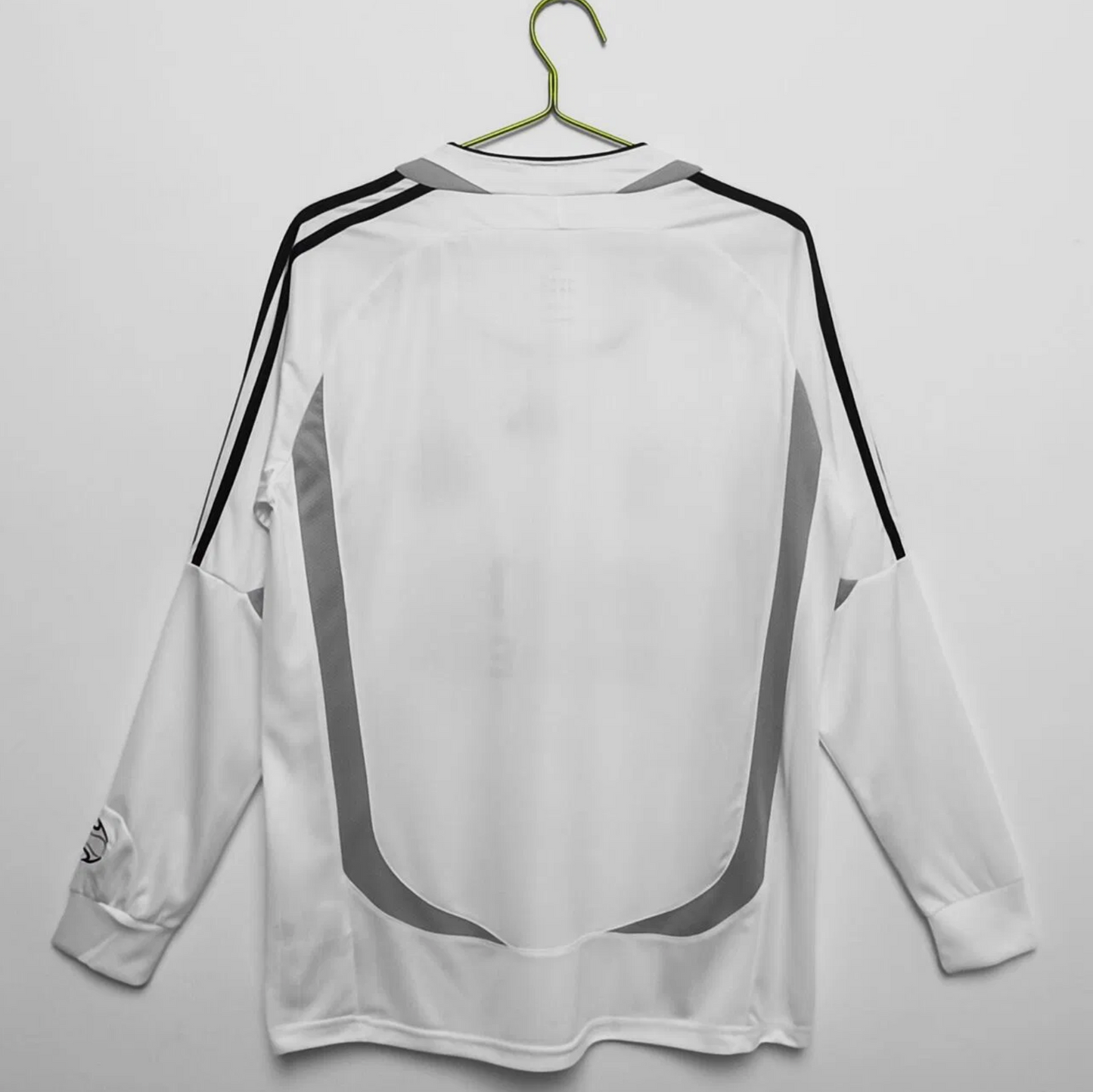 2006/2007 Real Madrid Home Shirt - Retro Long Sleeve Player Version