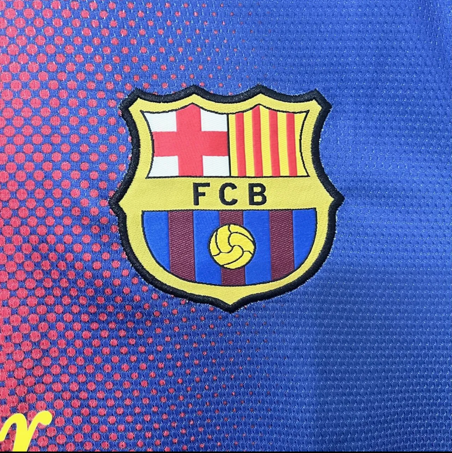 Barcelona 10/11 Home Retro Player Version - Classic Edition